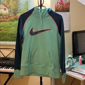 Nike Women’s Pullover Jacket